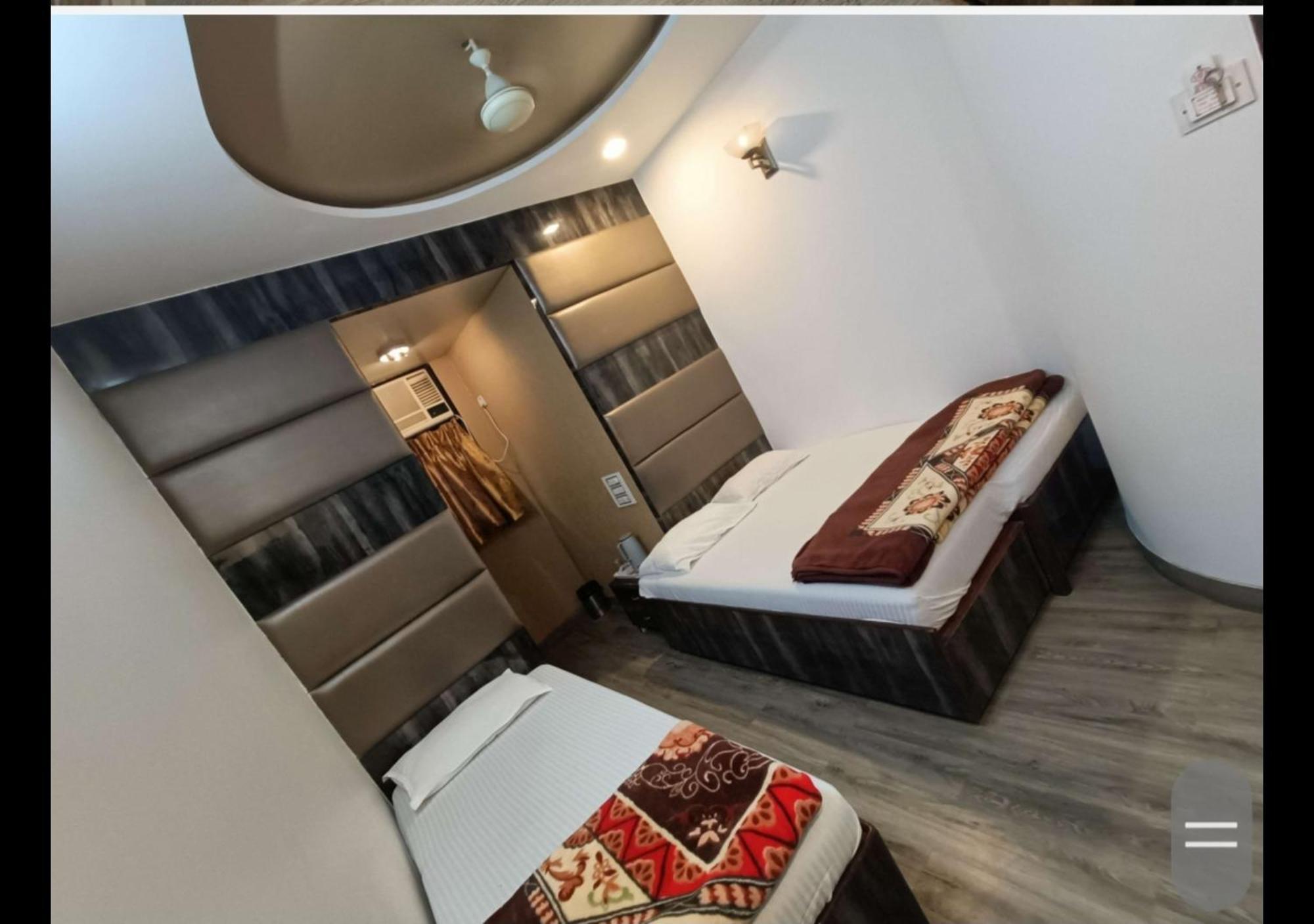 Hotel Broadway Colaba — Photos 2